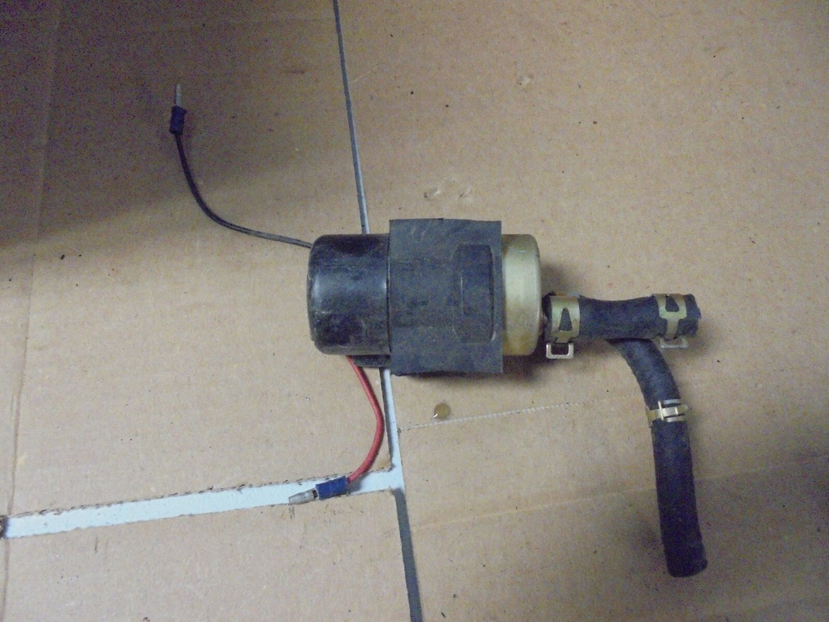 1990 Kawasaki ZX1100 ZX-11 OEM Fuel Pump *23,XXX Miles* | eBay