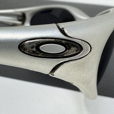 Oakley Minute FMJ 5.56 Silver Sunglasses - Black Iridium | eBay Oakley Minute FMJ 5.56 Silver Sunglasses - Black Iridium | eBay