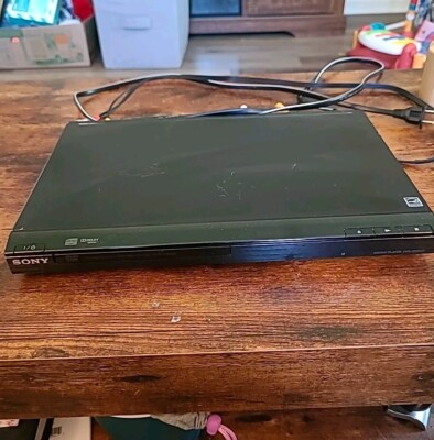 Sony DVP-SR200P DVD Player