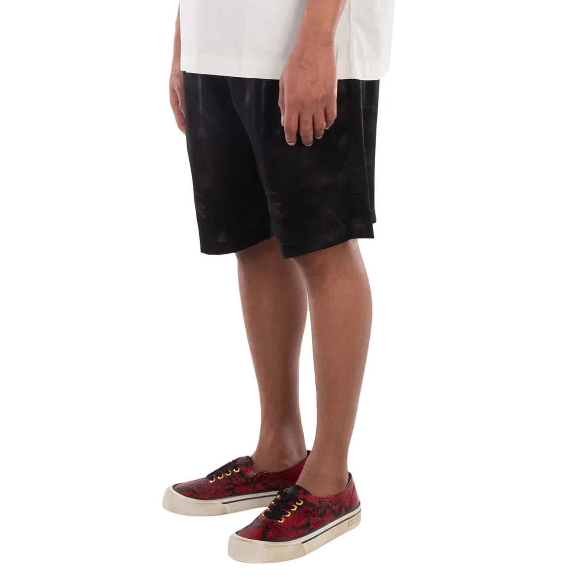 Burberry Men's Bradeston EKD Silk Shorts 8071701 10in Inseam Black