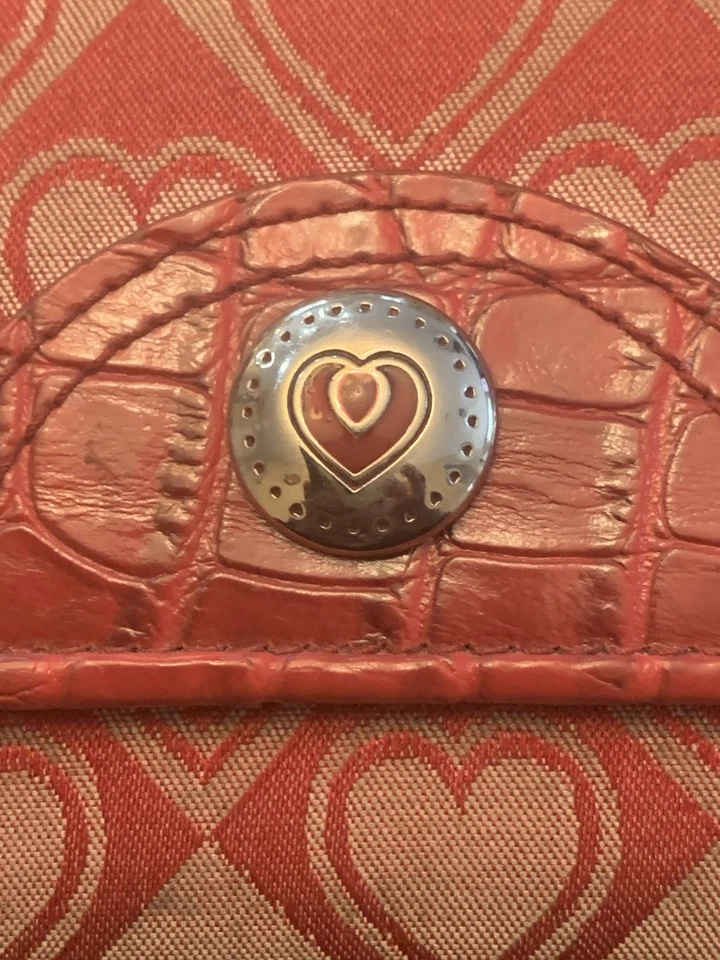 Cartera de lona/cuero Brighton Red Hearts Foto 2 de 4