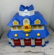 Robocar Poli Toys Transforming Headquarter Station Playset