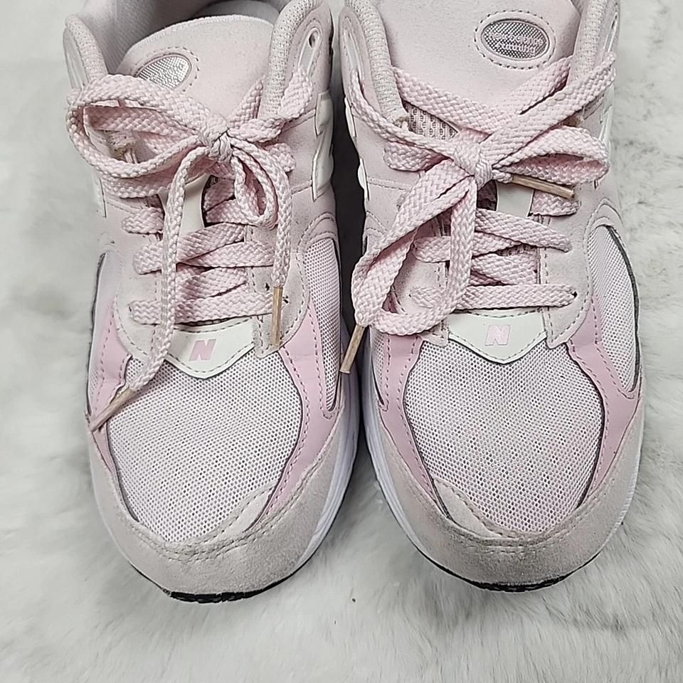New Balance Womens 2002R Pink Granite / Mid Century Pink Size 7 - Image 3 of 4