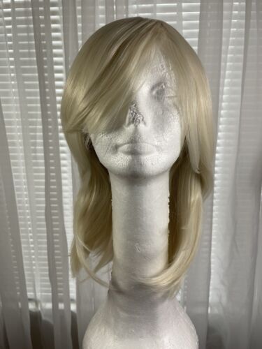 Perruque HairCube 17 pouces platine blonde couches droites bangs corps ondes cheveux synthétiques - Photo 1/24