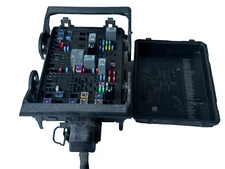 2016 - 2019 Chevrolet Silverado Fuse Box Body Control Module P: 23285566 OEM !