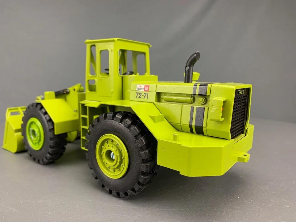 1:40 Diecast Gescha #2410 GM TEREX 72-71 Wheel Loader, Green w/Box D0866 LZ - Image 3 of 4