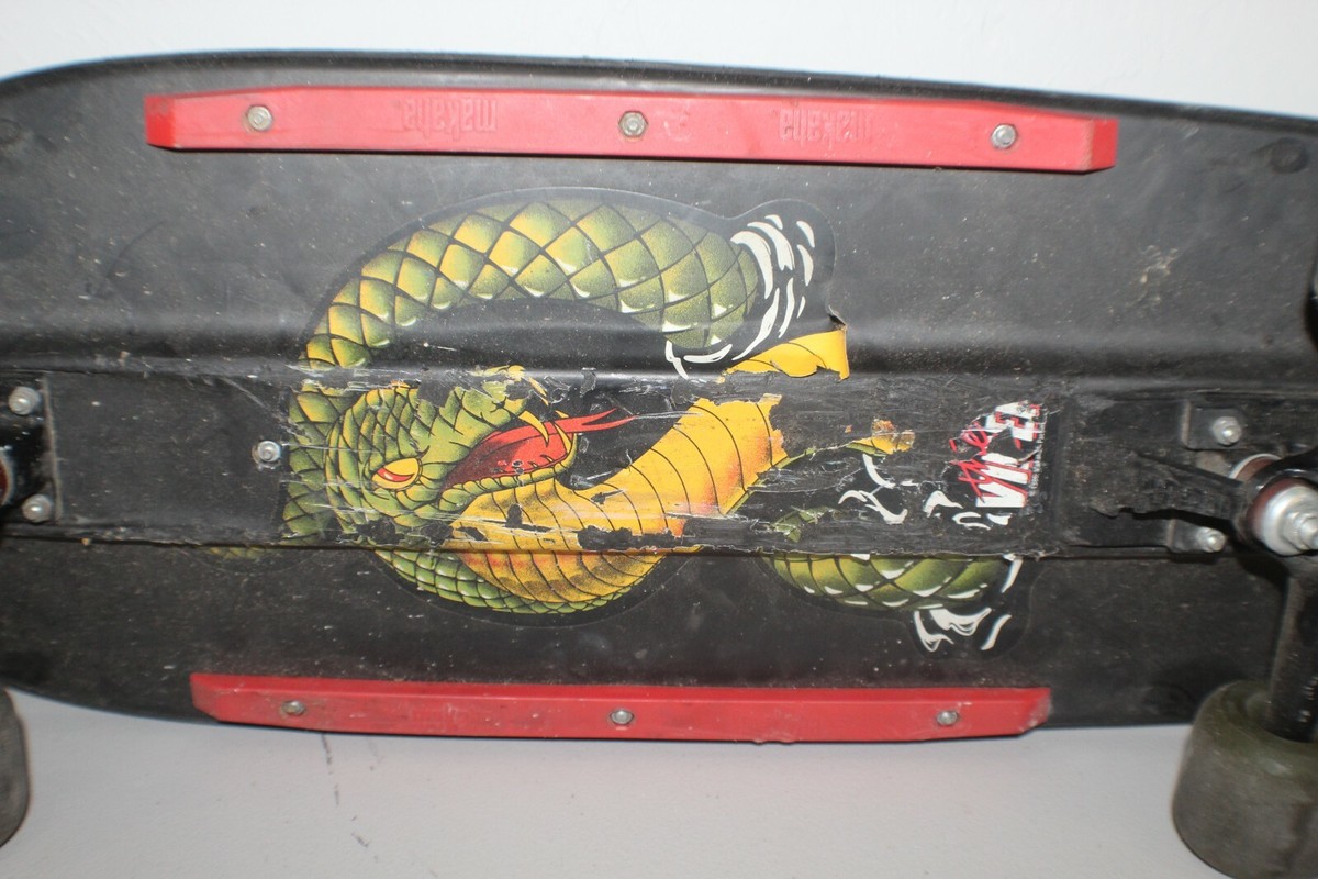 1986年「 マカハ バイパー 」　ビンテージ スケートボード Vintage Plastic Viper Skateboard Makaha 1980's has some