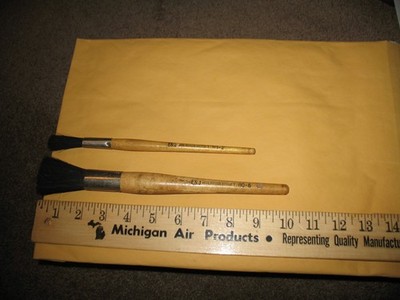 VTG LOT OF 2 1970s 80s PAINT BRUSHES E&J 100% CHINESE BRISTLE 80-6 80-2 UNUSED?