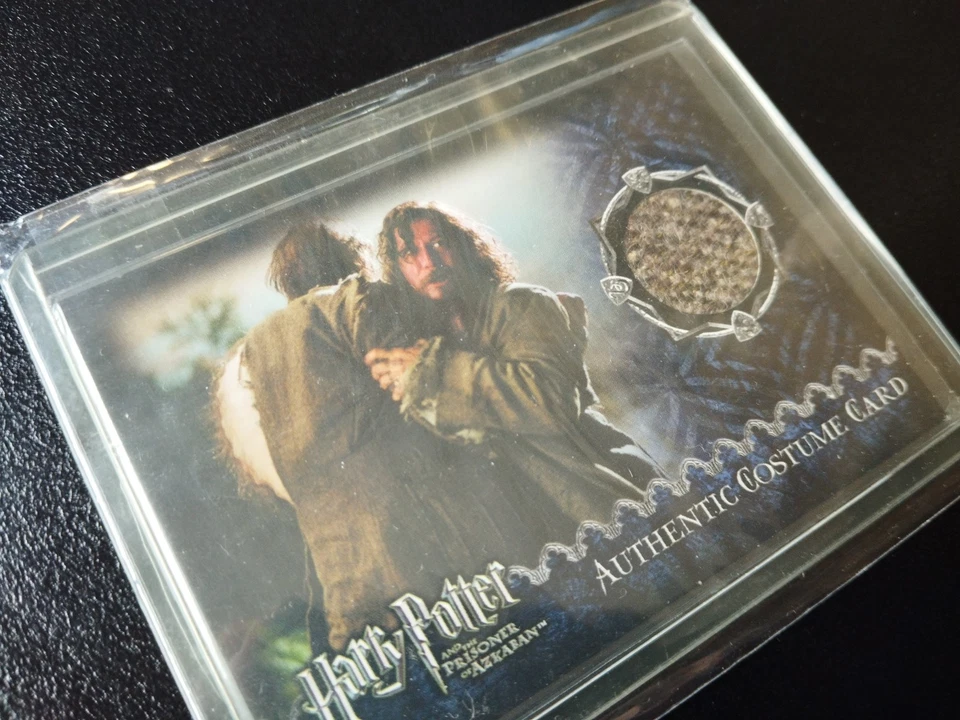 Remus Lupin Costume Card Prisoner Of Akzkaban (David Thewlis) RARE Mint  - Image 3 of 4