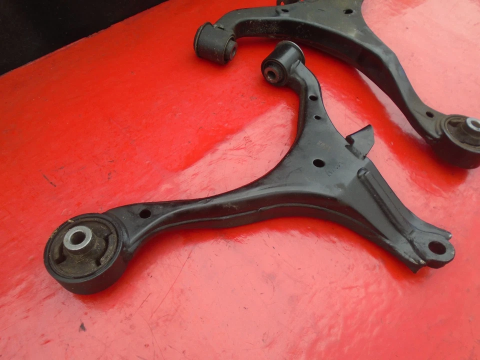 03 04 05 HONDA CIVIC FRONT LOWER CONTROL ARM LCA SET PAIR BOTH 1.7L SOHC OEM - Image 3 of 4