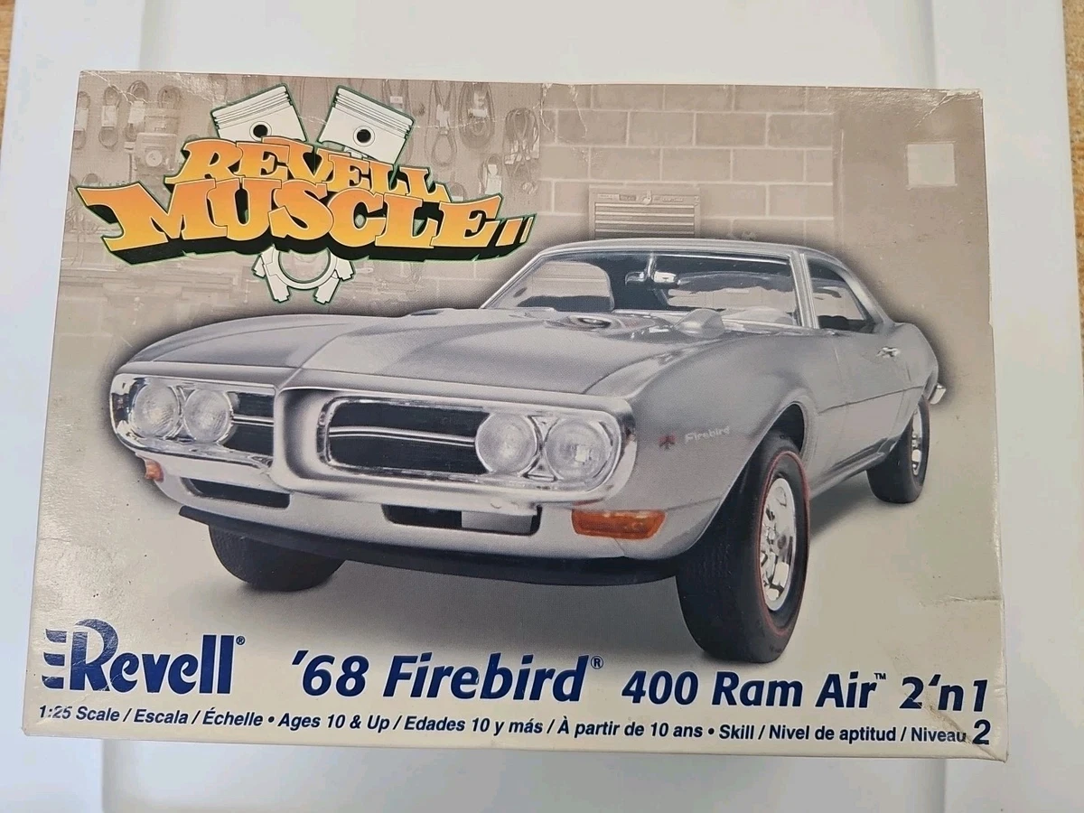 Revell RV07710 1:8-Pontiac Firebird Trans Am, Unpainted