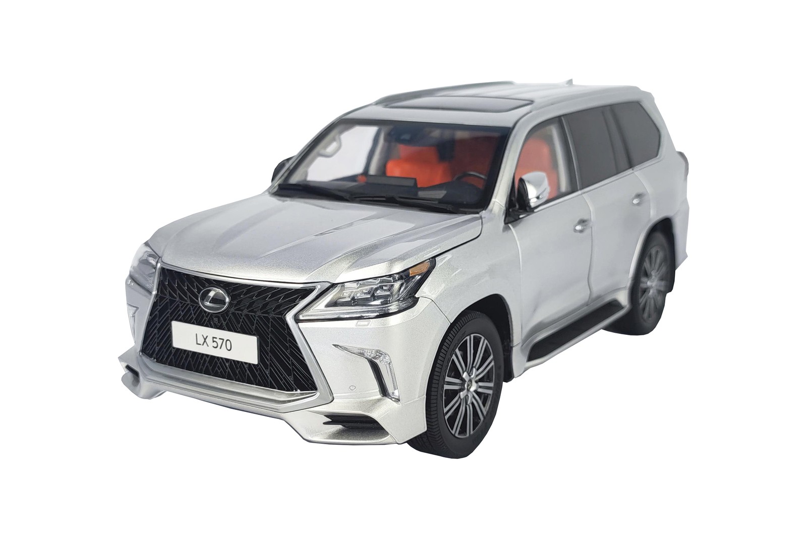 LCD Models 1:18 LEXUS LX570 SILVER die cast model