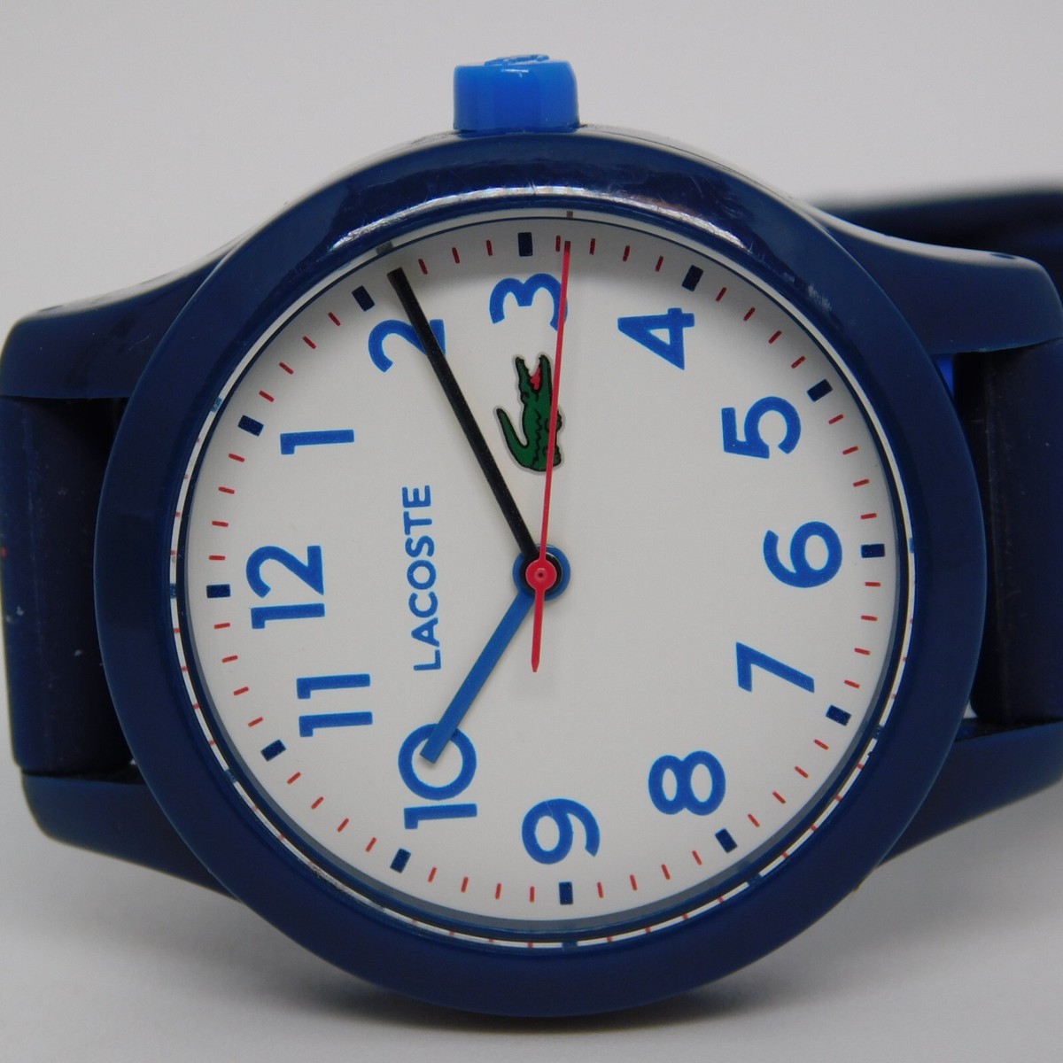 Lacoste Women’s Watch Chronograph Date 24 Hour WR 5 ATM white blue new battery Amazon.com: Lacoste Falda Women main image 2
