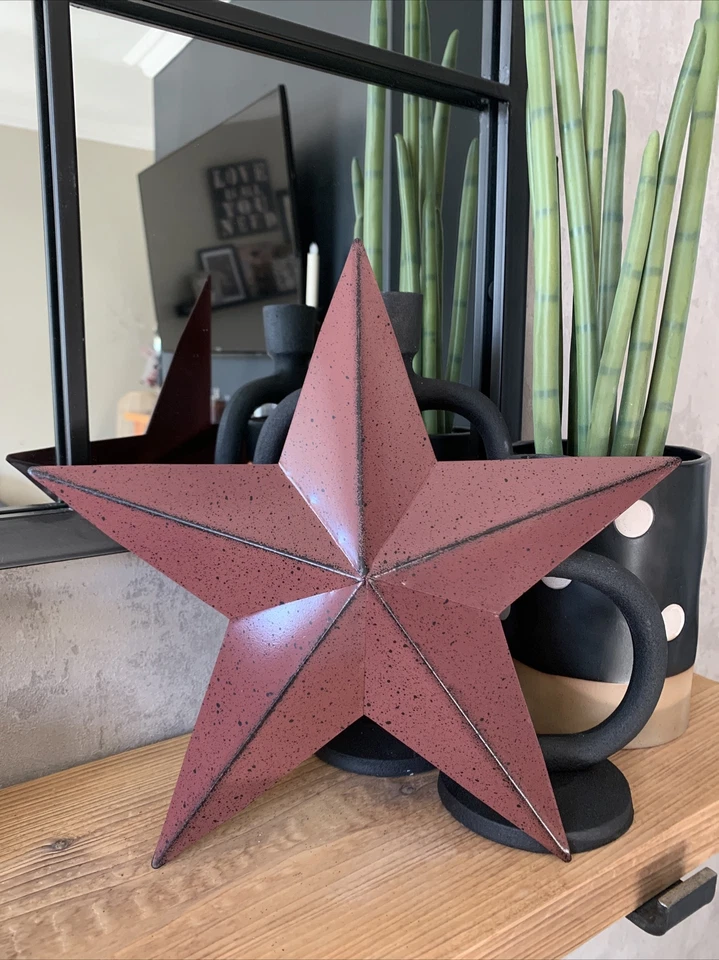 Estrella de granero de metal borgoña 30 cm
