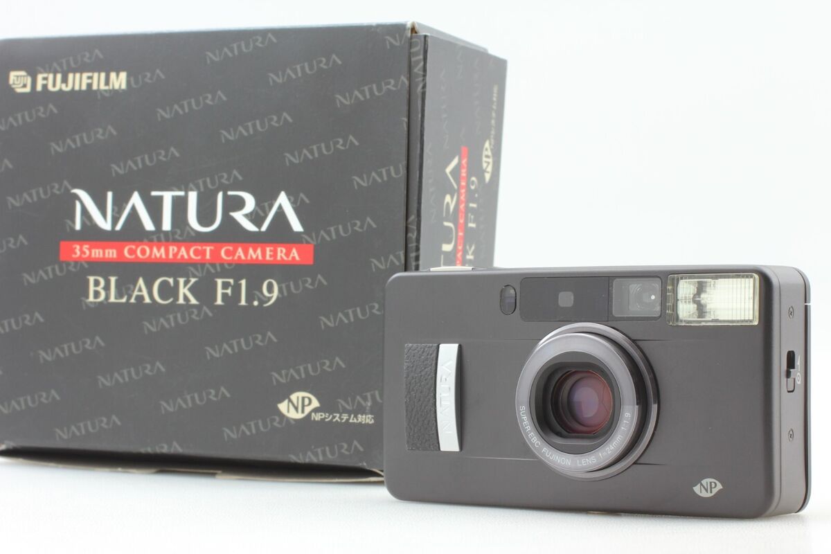 Top MINT in Box】 Fujifilm Natura Black F1.9 Point & Shoot Top MINT in Box】 Fujifilm Natura Black F1.9 Point & Shoot