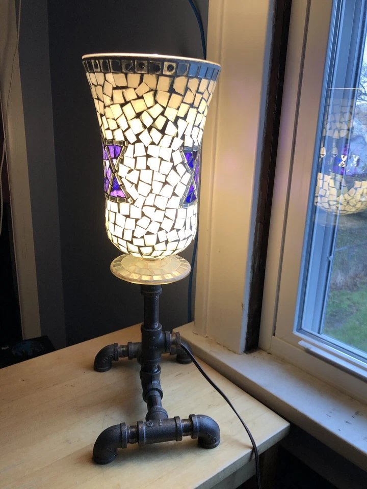 Lámpara de mesa jarrón de vidrio estrella de David tubo negro Foto 4 de 4