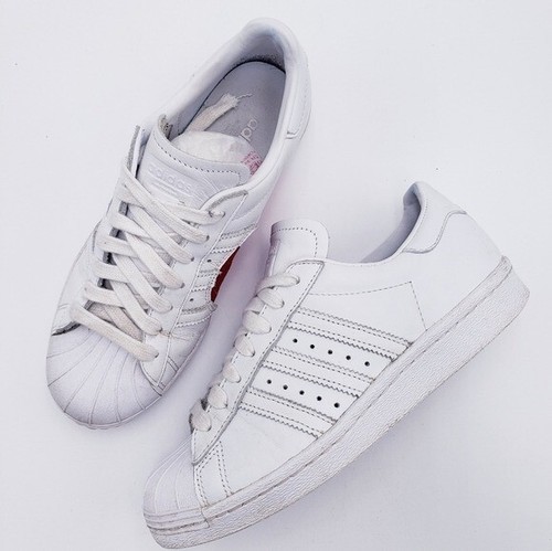 Adidas Valentine’s Day Heart Superstar 80s Half Heart Sneakers Women's 6.5 - Picture 3 of 13