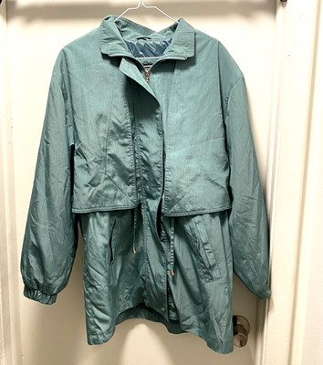 Vintage Fleet Street Women s Medium Green Shiny Coat, Rain Weather