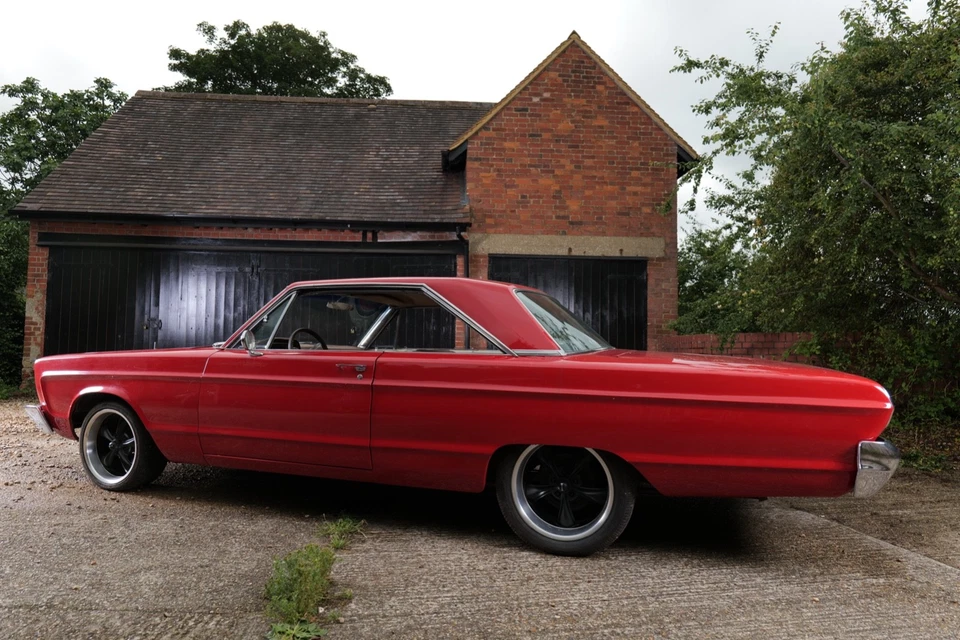 1966 Plymouth Fury III – V8- Stunning Head Turner! MOPAR/AMERICAN MUSCLE - Image 3 of 4