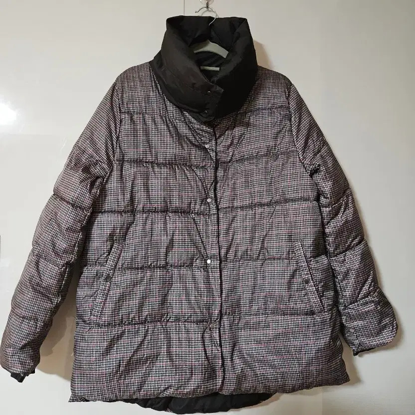 Unworn Checked Pattern Padded Jacket - image 2