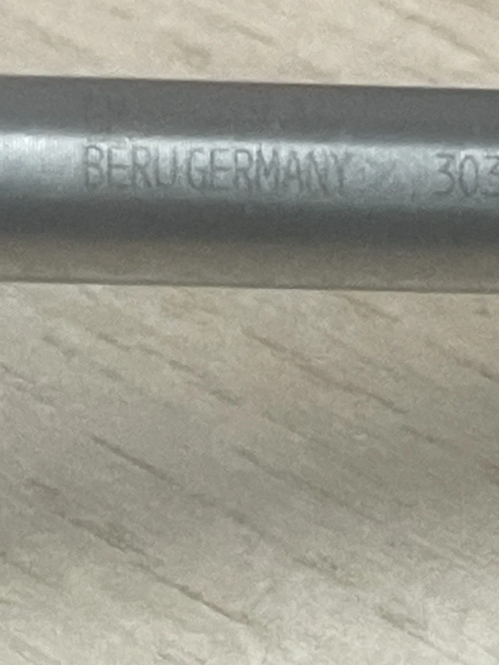 Vauxhall Insignia Glow Plugs with Pressure Sensors Gm55579436 X4 2.0CDTI Single - Image 4 of 4