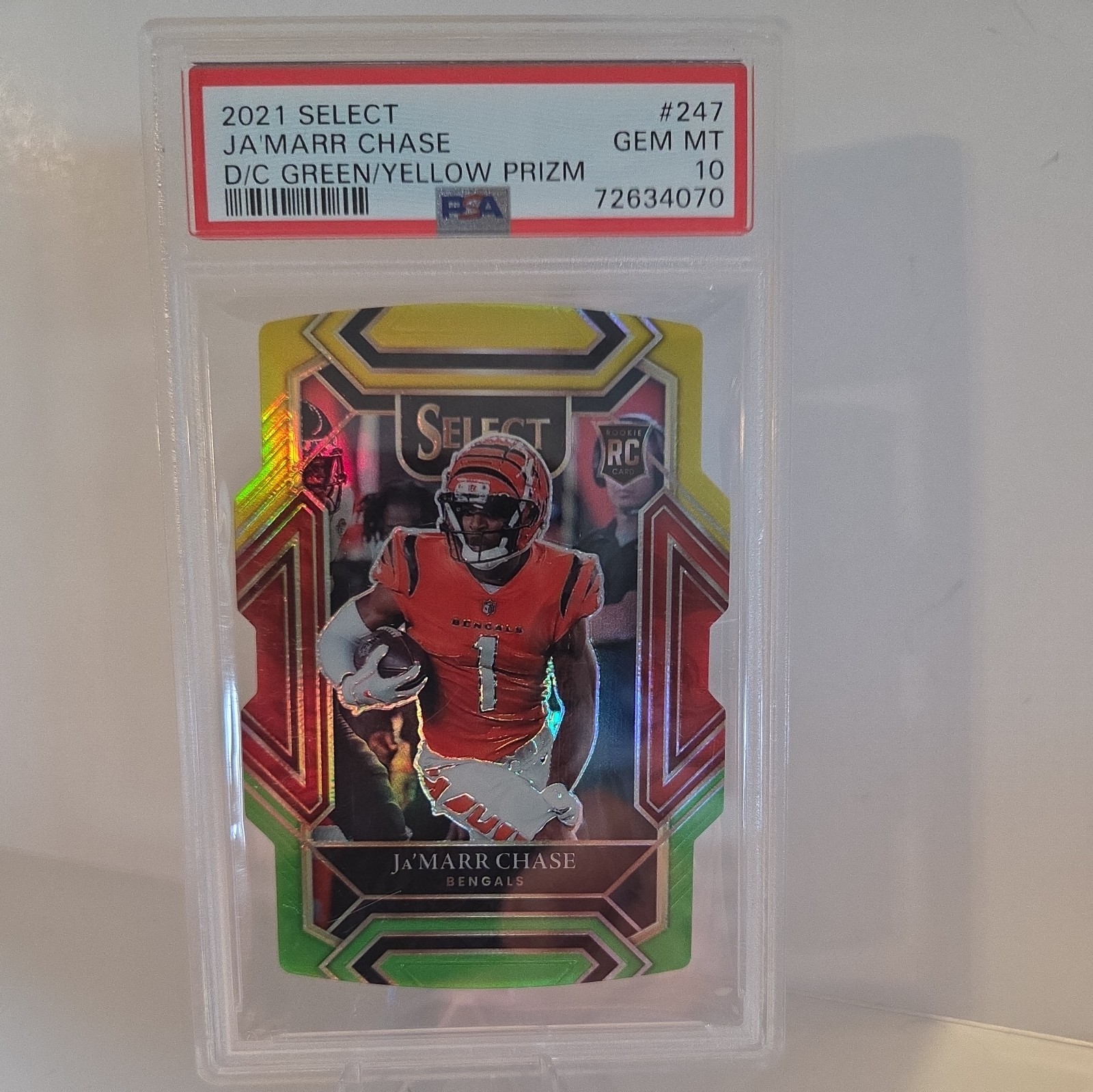 2021 Panini Select - Club Level Ja'Marr Chase #247 Green & Yellow Prizm Die-Cut