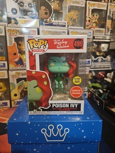 Funko Pop! Vinyl: DC Universe - Poison Ivy (Glow) - GameStop (Exclusive) #499