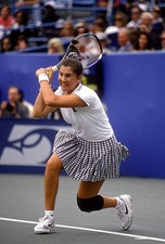 Tennis player Monica Seles of Yugoslavia hits a return at the wome- Old Photo 9