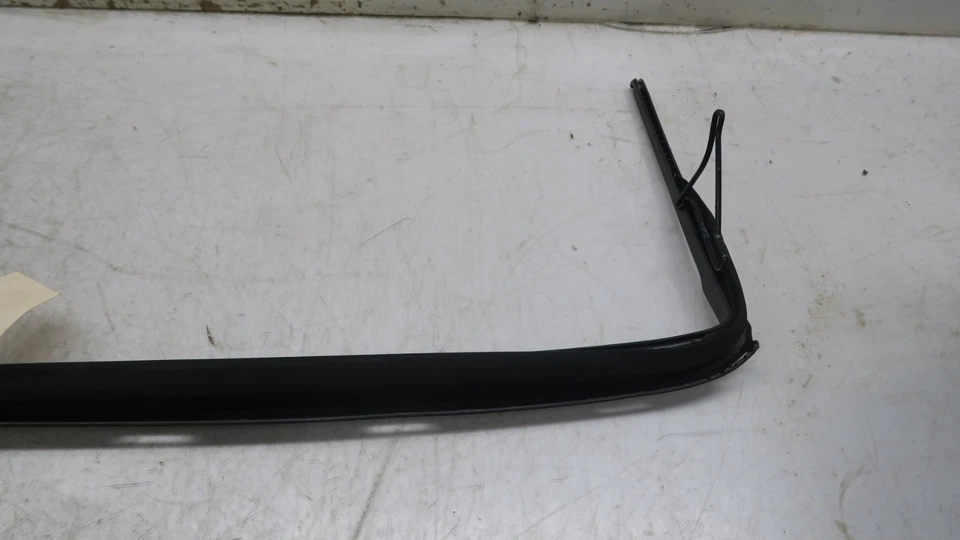 Audi Q7 2018-2024 OEM techo corredizo deflector de viento Foto 2 de 4