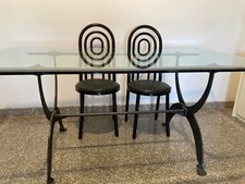 Tavolo Grande in Cristallo con piede in ferro battuto, con 6 sedie