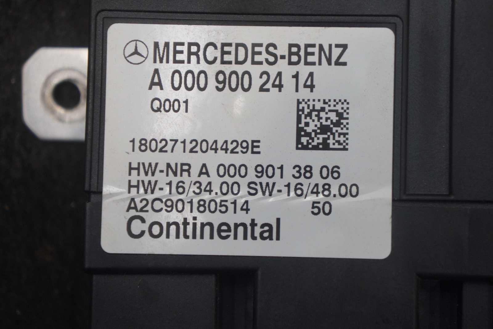 Fuel Pump Computer Control Module ECU 0009002414 OEM Aston Martin Vantage 2019