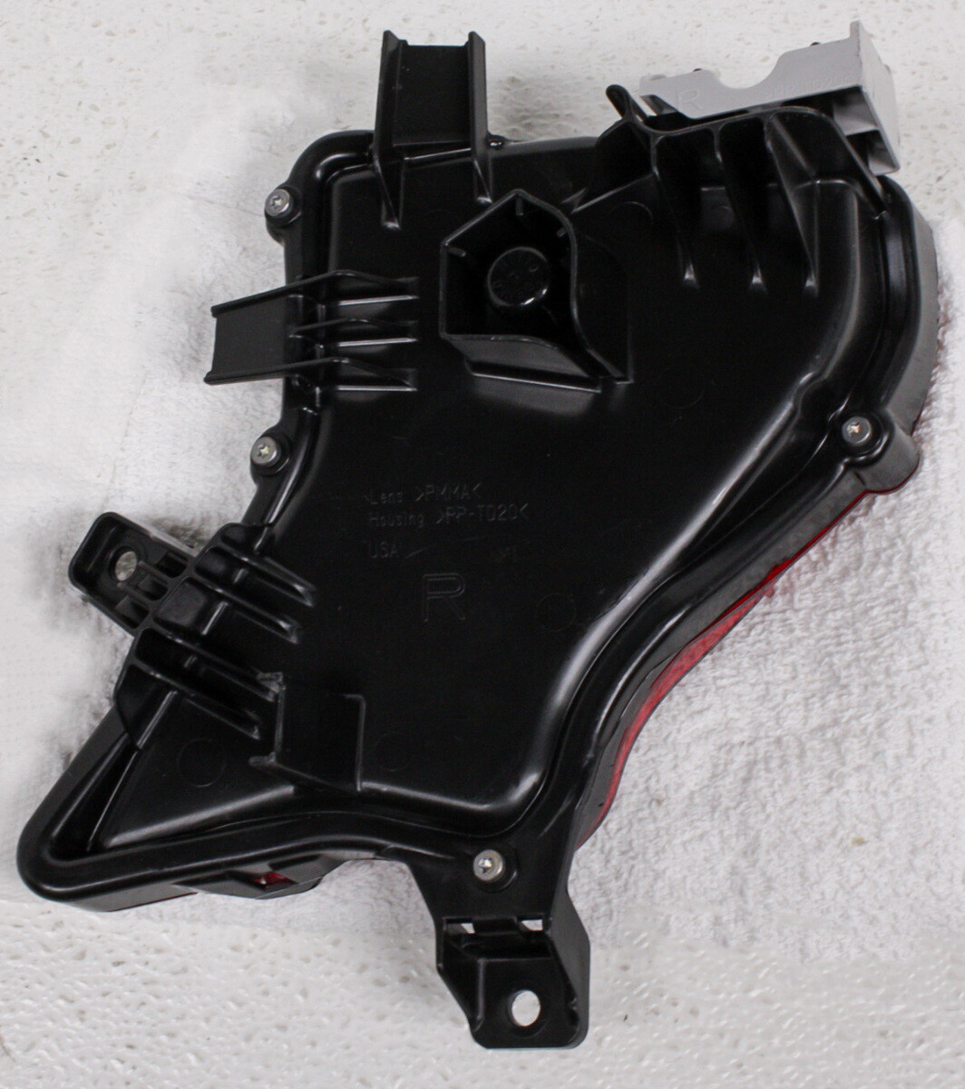 81480-0E060 OEM Toyota Highlander Rear Right Lower Bumper 