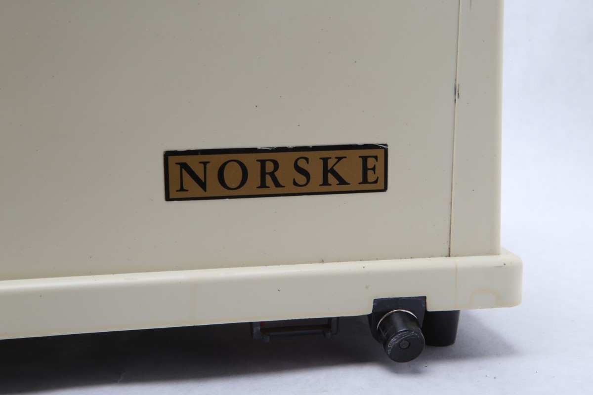 Vintage Norske Chord Selection Electric Air Organ Model No. 66