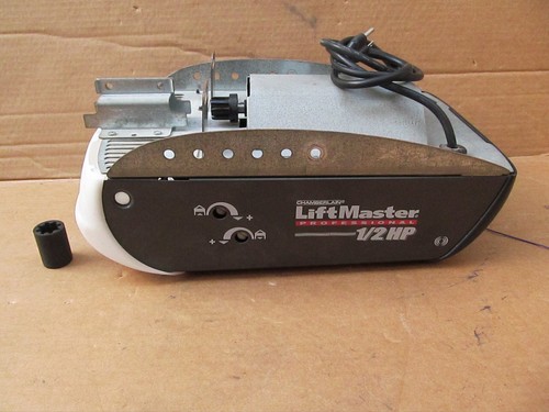 Chamberlain Liftmaster Professional 1/2 HP screw drive garage door opener 3220