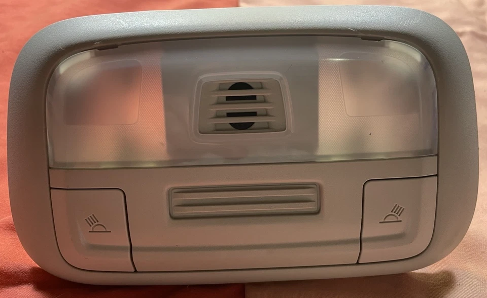 2014 2015 2016 斯巴鲁 Impreza 前室内阅读圆顶灯地图米色 — 第 4/4 张图片