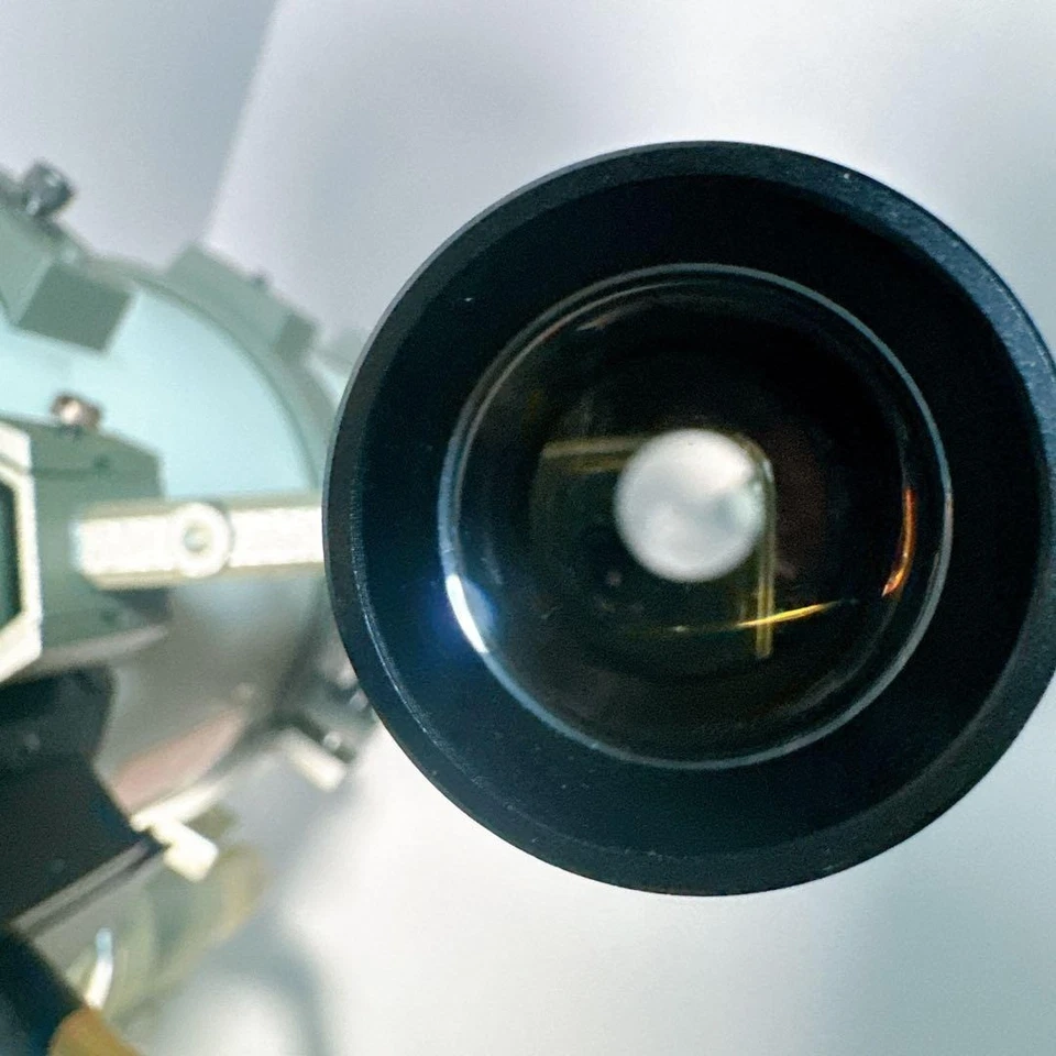 Vixen R-150S Newtonian Reflector Telescope 150mm f/5 with Equatorial Mount Junk - Image 4 of 4