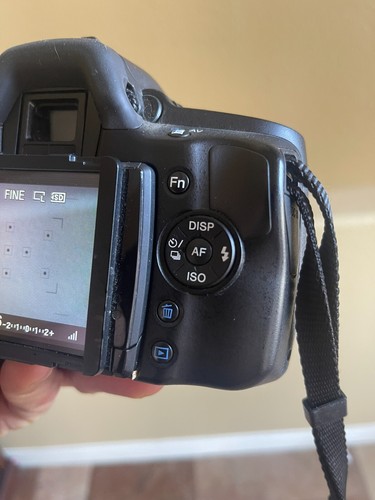 Sony Alpha DSLR-A390 14.2MP Digital SLR Camera Bundle - Picture 7 of 22