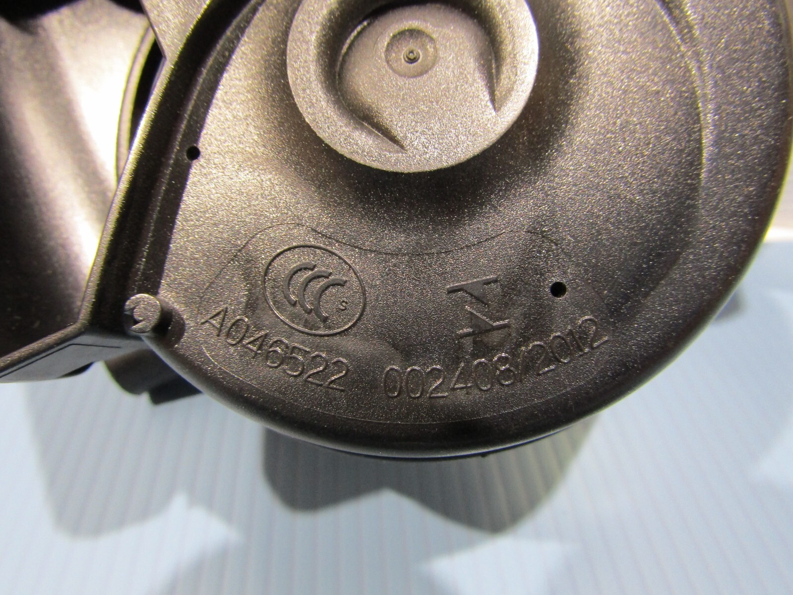 GENUINE MERCEDES-BENZ C CLASS W205 HORN LEFT FRONT P/N A2055420620 