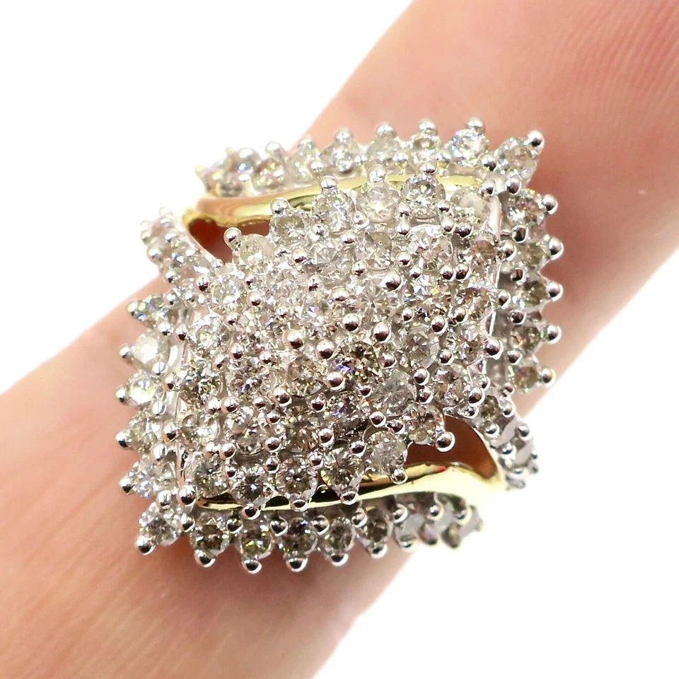 Fabulous 10k Solid Yellow Gold 2.50ct Natural Diamond Cluster Ring Size 6.75 - Image 2 of 4