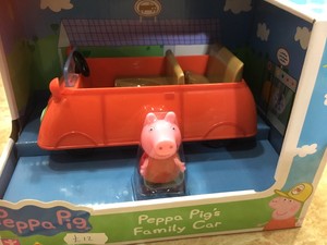 peppa pig car and figures