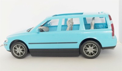barbie volvo car