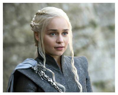 GAME OF THRONES* )( EMILIA CLARKE) (Daenerys Targaryen) 8x10 Photo - Main Image