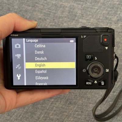 Nikon COOLPIX S9500 18.1MP Compact Digital Camera 22x Optical Zoom