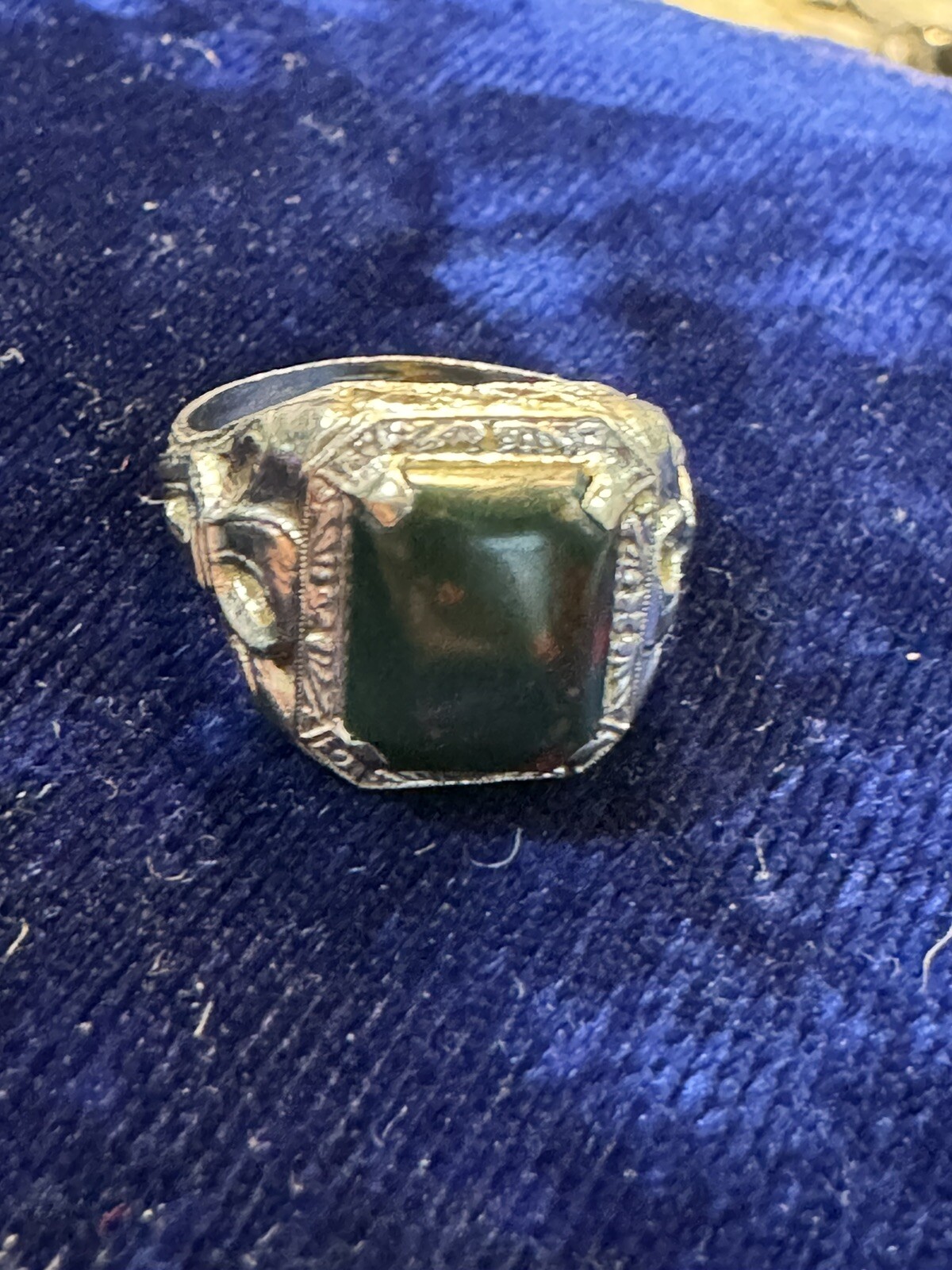 Picture 2 of 5