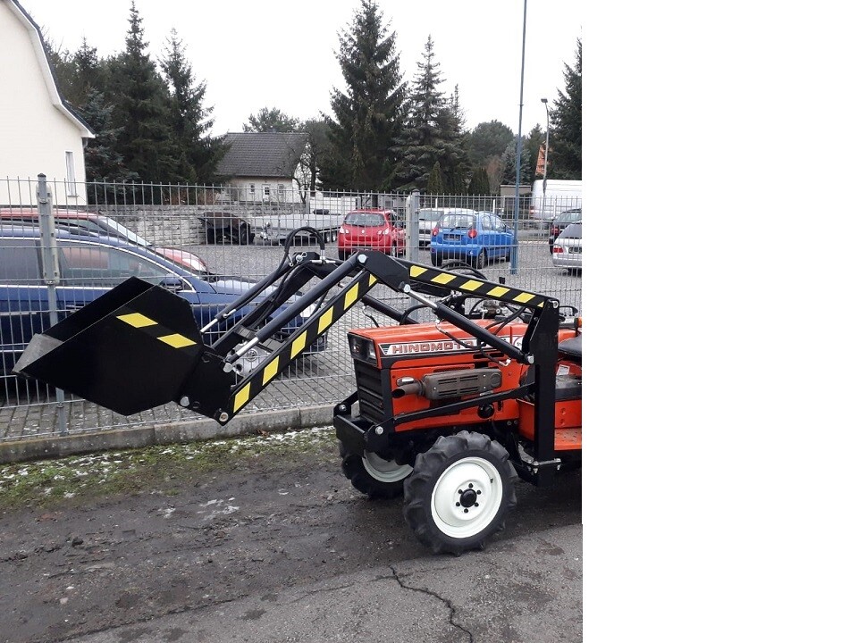 Frontlader mit Schaufel für Traktor Kleintraktor