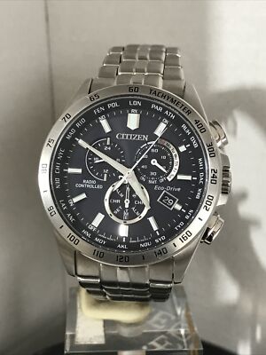 Citizen Herren Eco-Drive Chrono AT Alarm Weltzeit Funksteuerung Armband Uhr