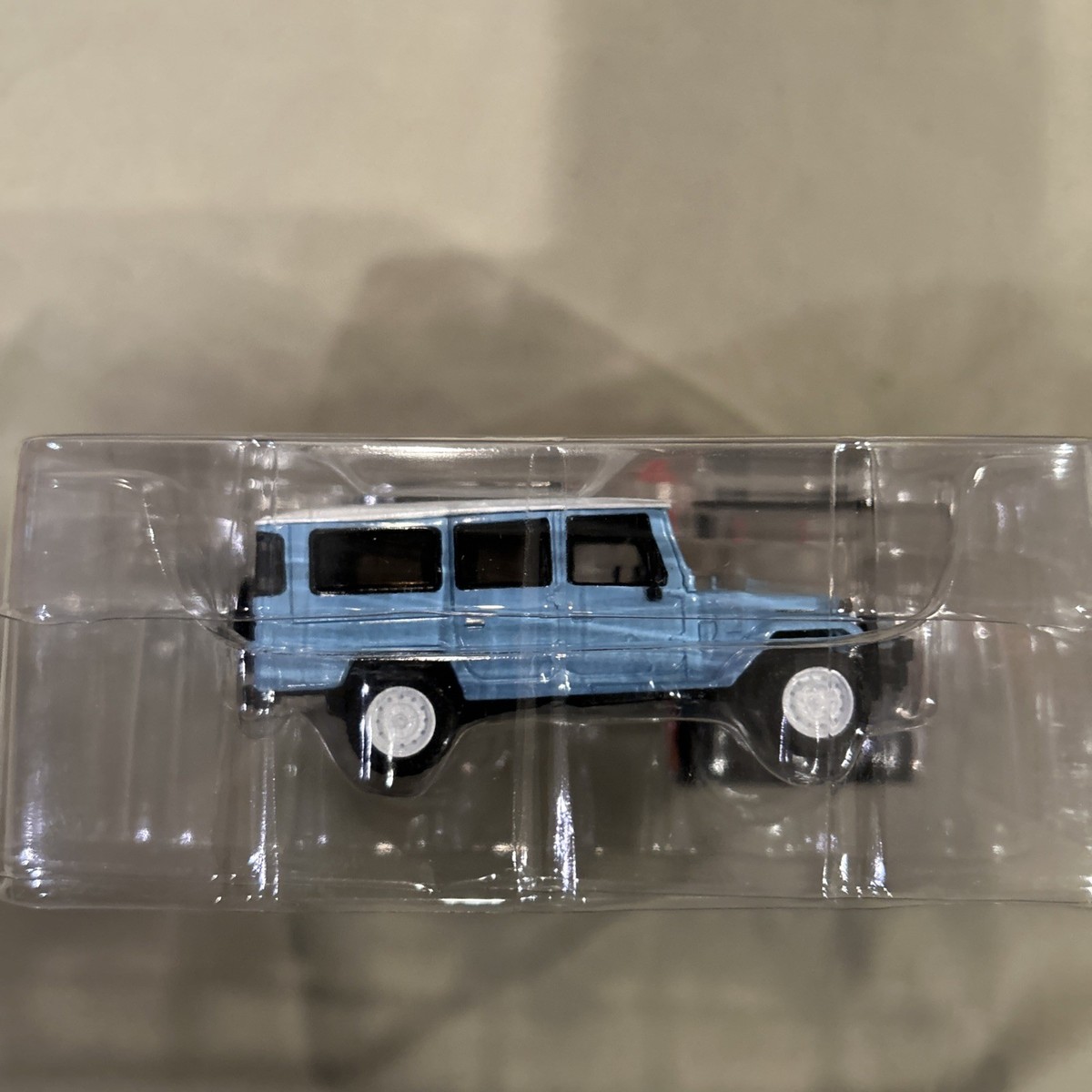 Hot Wheels Elite 64 Mod Shop 1982 Custom Toyota Land Cruiser FJ45