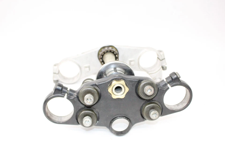 01-07 Suzuki GSX1300R Hayabusa Busa Triple Abrazadera Árbol Foto 2 de 4