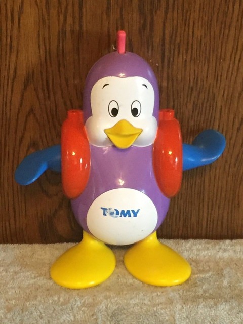 tomy penguin bath toy