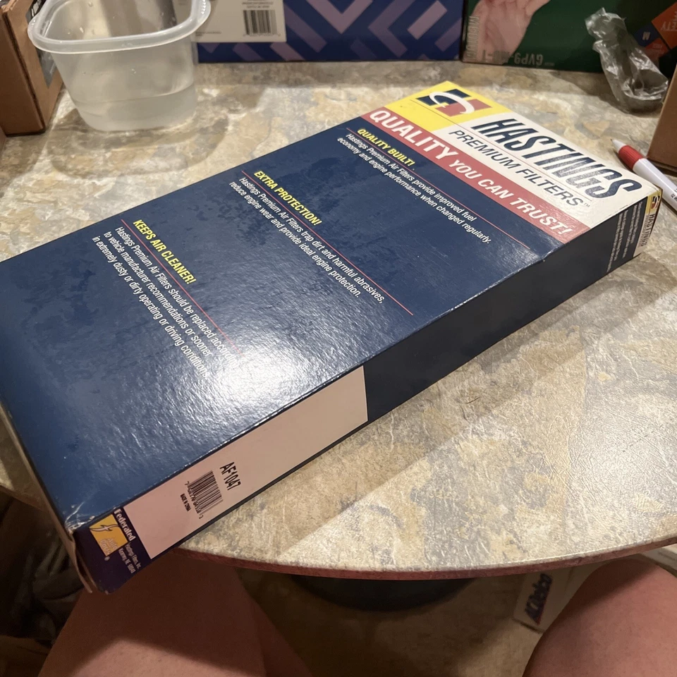 Filtro de aire Hastings AF1047, Audi, Volkswagen, ¡Envío gratuito y rápido! Foto 3 de 4